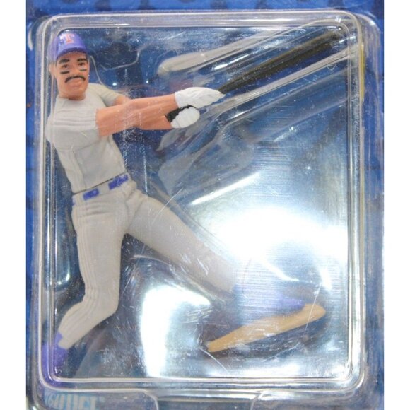 Starting Lineup 1993 Juan Gonzalez Figure & Card New Edition Kenner - Picture 2 of 3